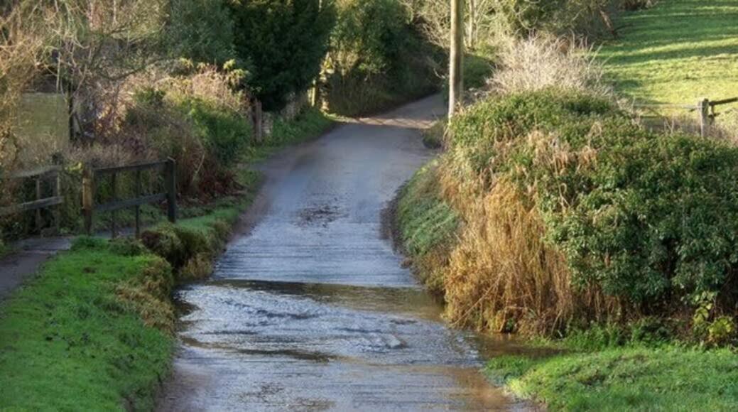 Large Stylish Luxury Cotswold Cottage - Ideal For Families, W/ Ev Charging Andoversford Exteriör bild